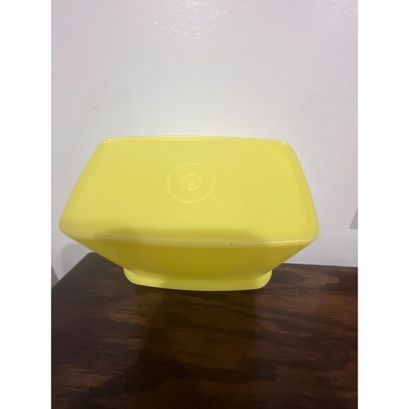 Lot of 3 Tupperware containers w/lids; 262-14, 1243-1, 892-1 - Picture 7 of 14